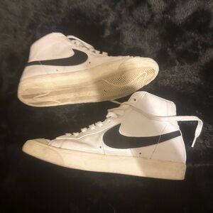 Nike Blazer Mid '77 Vintage Shoes Men's 8.5 / Women's 10 WHITE/BLACK/SAIL